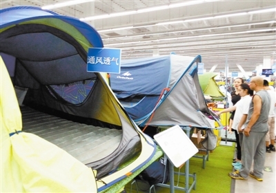 戶外運動裝備市場持續火熱，北方網新聞中心報道銷售熱潮